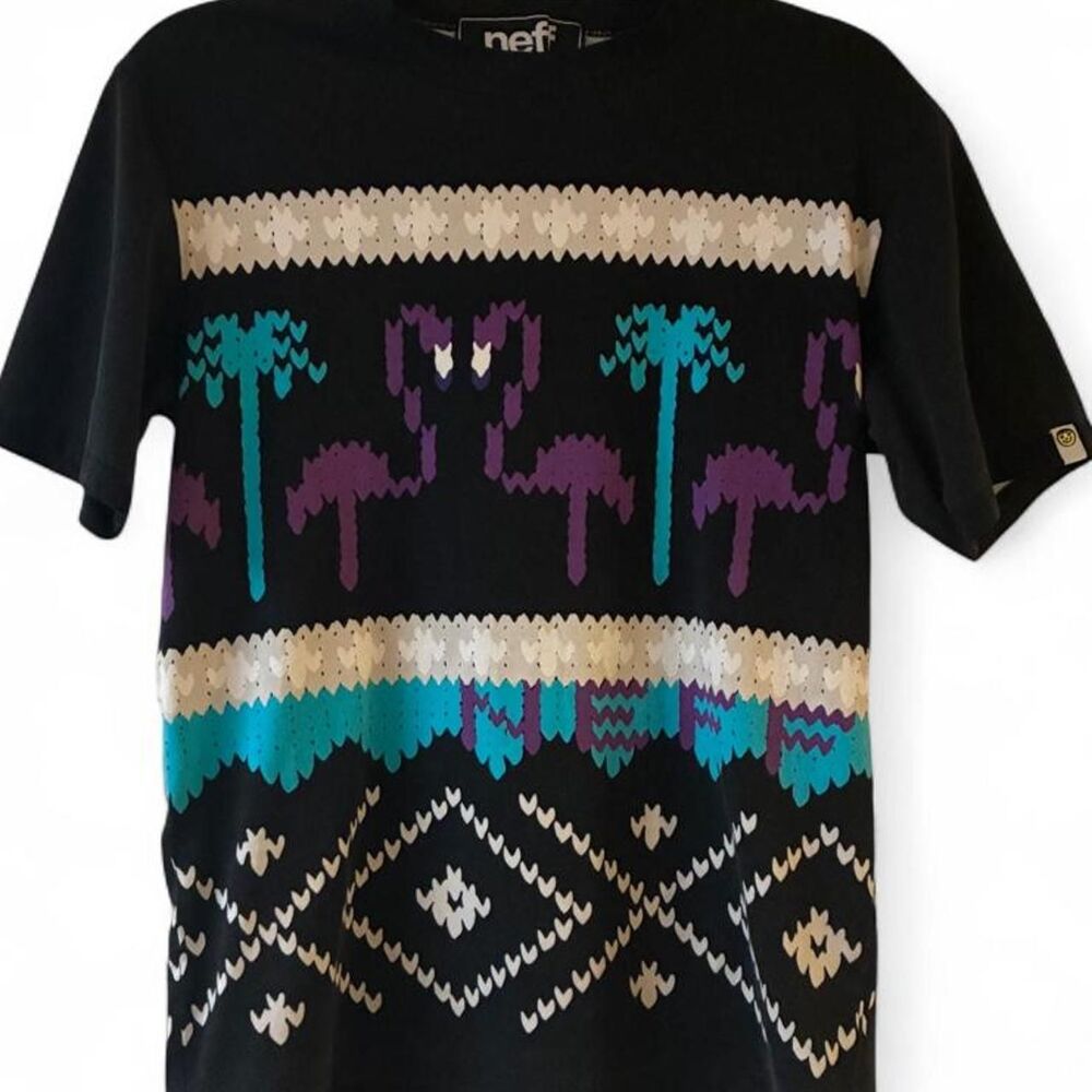 Neff All-Over Aztec Pattern Medium Graphic Tee